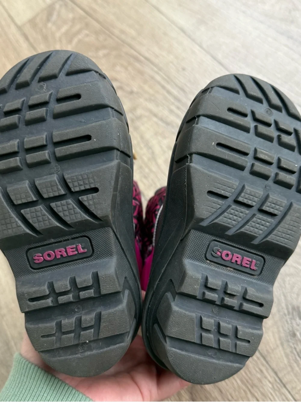 Sorel Ona toddler 10C snow boots pink black winter waterproof